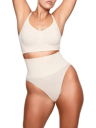 Skims Women's Seamless Sculpt Bralette | Thumbnail 2 Skims Women's Seamless Sculpt Bralette | Thumbnail 2