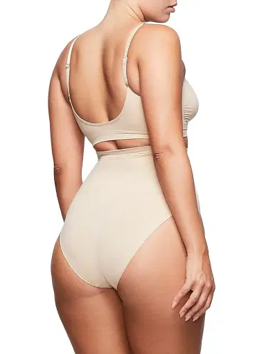 Skims Women's Seamless Sculpt Bralette | Thumbnail 5 Skims Women's Seamless Sculpt Bralette | Thumbnail 5