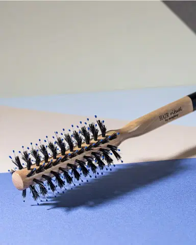 Sisley Paris The Blow-Dry Brush No. 1 | Thumbnail 2 Sisley Paris The Blow-Dry Brush No. 1 | Thumbnail 2