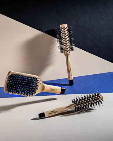 Sisley Paris The Blow-Dry Brush No. 2 | Thumbnail 4 Sisley Paris The Blow-Dry Brush No. 2 | Thumbnail 4