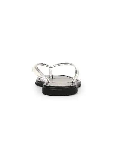 Veronica Beard Women's Clea Jelly Flip-Flops - Clear | Thumbnail 3 Veronica Beard Women's Clea Jelly Flip-Flops - Clear | Thumbnail 3