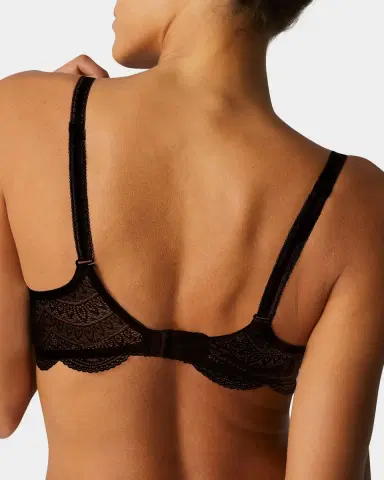 Simone Pérèle Karma 3D Molded Bra with Triangle Lace | Thumbnail 2 Simone Pérèle Karma 3D Molded Bra with Triangle Lace | Thumbnail 2