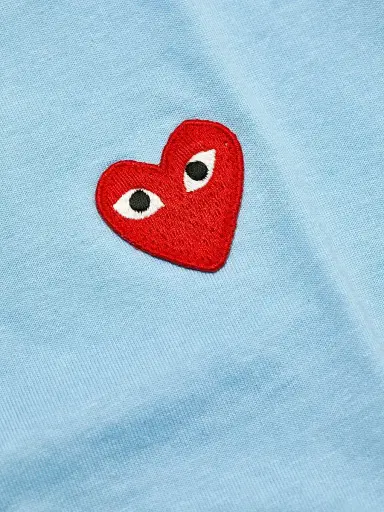 Comme des Garçons PLAY Women's Heart T-Shirt | Thumbnail 7 Comme des Garçons PLAY Women's Heart T-Shirt | Thumbnail 7