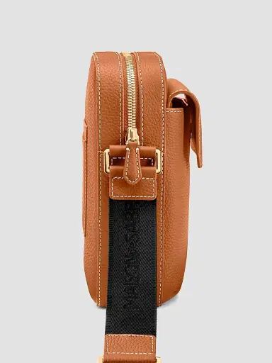 MAISON de SABRÉ Leather Messenger Bag - Pecan Brown | Thumbnail 4 MAISON de SABRÉ Leather Messenger Bag - Pecan Brown | Thumbnail 4