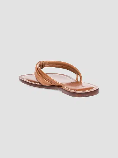 Bernardo Women's Miami Leather Thong Sandals - Luggage | Thumbnail 3 Bernardo Women's Miami Leather Thong Sandals - Luggage | Thumbnail 3