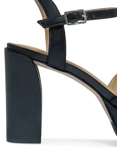Bernardo Women's Vittoria Platform Sandals - Black | Thumbnail 5 Bernardo Women's Vittoria Platform Sandals - Black | Thumbnail 5