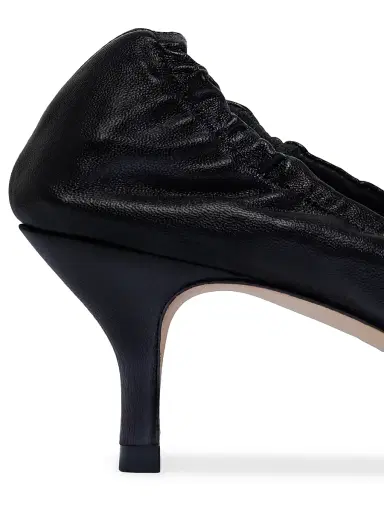 Bernardo 1946 Women's Manu Elastic Pumps - Black | Thumbnail 5 Bernardo 1946 Women's Manu Elastic Pumps - Black | Thumbnail 5