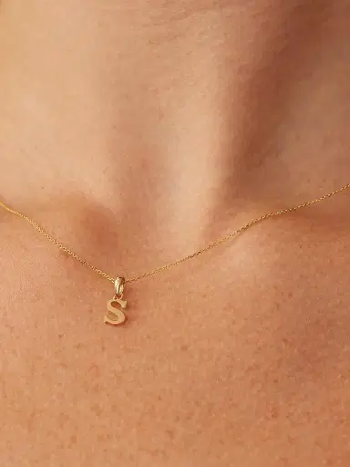 Oradina Women's 14K Yellow Gold My Letter Initial Pendant Charm - Letter O Gold | Thumbnail 3 Oradina Women's 14K Yellow Gold My Letter Initial Pendant Charm - Letter O Gold | Thumbnail 3