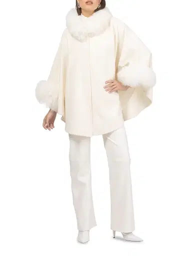 Gorski Women's Cashmere and Wool Blend Cape with Select Lamb Trim - Ivory | Thumbnail 6 Gorski Women's Cashmere and Wool Blend Cape with Select Lamb Trim - Ivory | Thumbnail 6