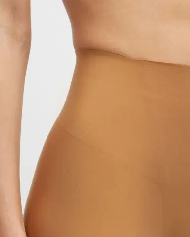 Commando High-Rise Zone Smoothing Shorts | Thumbnail 5 Commando High-Rise Zone Smoothing Shorts | Thumbnail 5