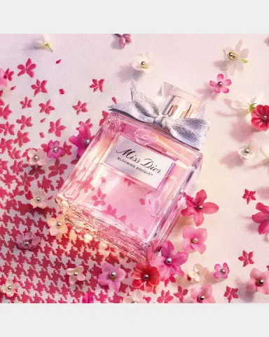 Dior Miss Blooming Bouquet Eau De Toilette | Thumbnail 3 Dior Miss Blooming Bouquet Eau De Toilette | Thumbnail 3