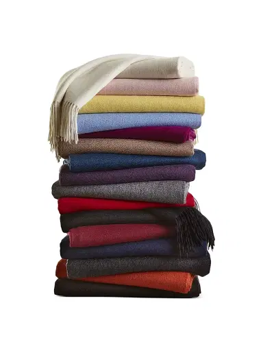 Sofia Cashmere Fringed Cashmere Throw Blanket - Hunter | Thumbnail 5 Sofia Cashmere Fringed Cashmere Throw Blanket - Hunter | Thumbnail 5