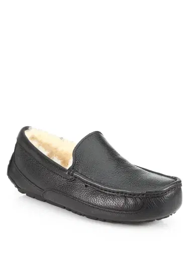 UGG Men's Ascot Leather Slippers - Black | Thumbnail 1 UGG Men's Ascot Leather Slippers - Black | Thumbnail 1
