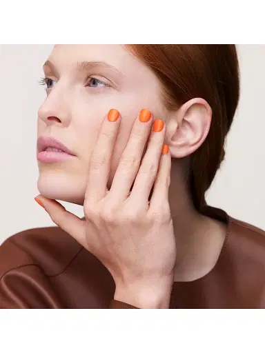 HERMÈS Women's Les Mains Hermès Nail Enamel - 33 Orange Boite | Thumbnail 4 HERMÈS Women's Les Mains Hermès Nail Enamel - 33 Orange Boite | Thumbnail 4