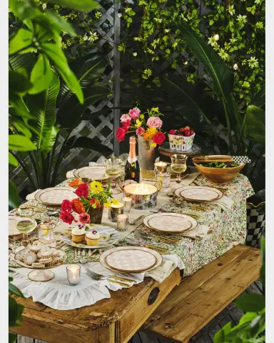 MacKenzie-Childs Rosy Check Enamel Dinner Plate | Thumbnail 6 MacKenzie-Childs Rosy Check Enamel Dinner Plate | Thumbnail 6