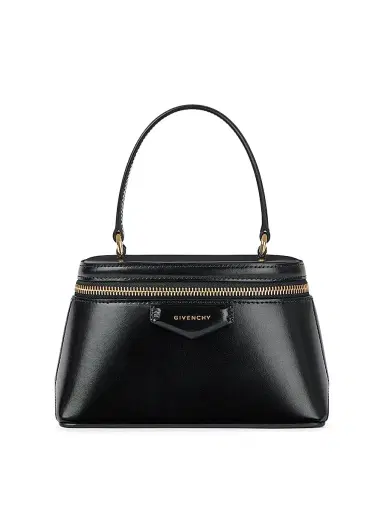 Givenchy Women's Antigona Vanity Bag in Box Leather with Chain | Thumbnail 1 Givenchy Women's Antigona Vanity Bag in Box Leather with Chain | Thumbnail 1