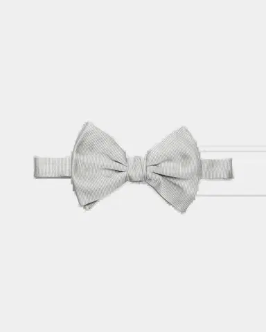 Giorgio Armani Men's Solid Silk Bow Tie | Thumbnail 2 Giorgio Armani Men's Solid Silk Bow Tie | Thumbnail 2