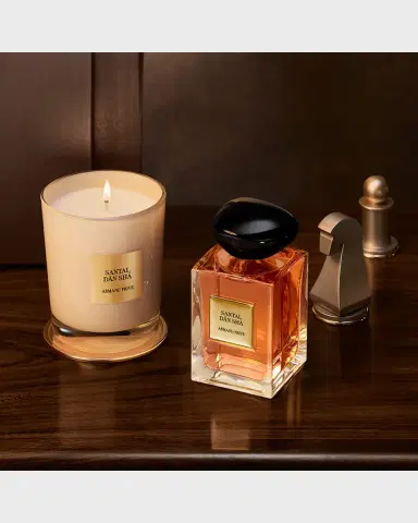 Armani Beauty Santal Dān Shā Candle, 175 g | Thumbnail 4 Armani Beauty Santal Dān Shā Candle, 175 g | Thumbnail 4