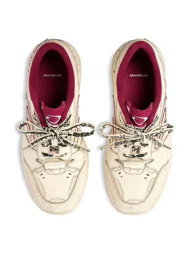 Balenciaga Men's Hamptons Medium Worn-Out Sneakers - Off White Red - Size 13 | Thumbnail 5 Balenciaga Men's Hamptons Medium Worn-Out Sneakers - Off White Red - Size 13 | Thumbnail 5