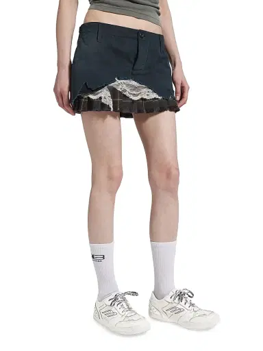 Balenciaga Women's Hamptons Medium Worn-Out Sneakers - White | Thumbnail 7 Balenciaga Women's Hamptons Medium Worn-Out Sneakers - White | Thumbnail 7