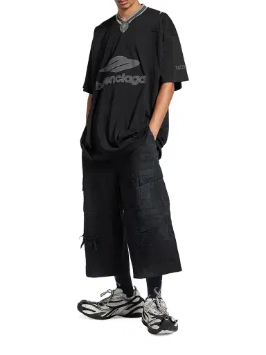 Balenciaga Men's 3B Football V-Neck Oversized T-Shirt - Black Anthracite - Size XL | Thumbnail 6 Balenciaga Men's 3B Football V-Neck Oversized T-Shirt - Black Anthracite - Size XL | Thumbnail 6