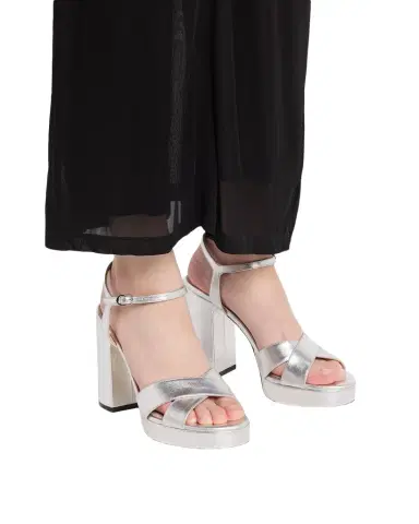 Stuart Weitzman Dayna Metallic Crisscross Platform Sandals | Thumbnail 1 Stuart Weitzman Dayna Metallic Crisscross Platform Sandals | Thumbnail 1