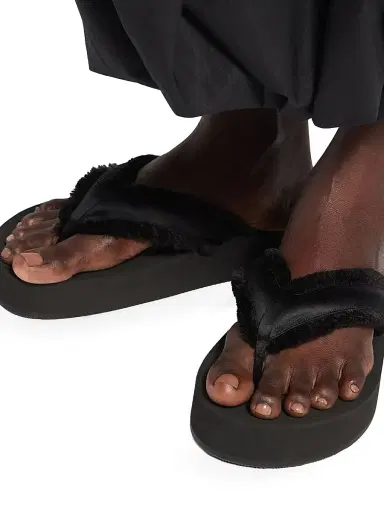 Balenciaga Women's Jet Lag Thong Sandals - Black | Thumbnail 6 Balenciaga Women's Jet Lag Thong Sandals - Black | Thumbnail 6