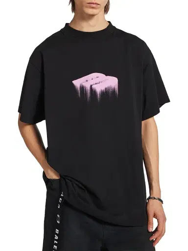 Balenciaga Men's Wet Brush Oversized T-Shirt - Black | Thumbnail 2 Balenciaga Men's Wet Brush Oversized T-Shirt - Black | Thumbnail 2