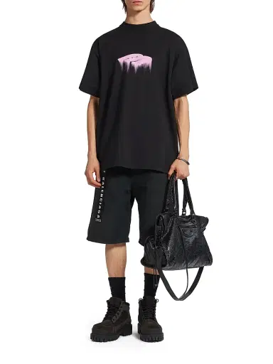Balenciaga Men's Wet Brush Oversized T-Shirt - Black | Thumbnail 6 Balenciaga Men's Wet Brush Oversized T-Shirt - Black | Thumbnail 6