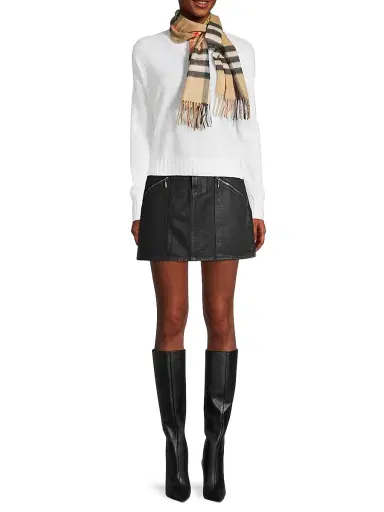 Burberry Women's Giant Check Cashmere Scarf | Thumbnail 2 Burberry Women's Giant Check Cashmere Scarf | Thumbnail 2