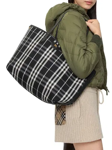 Burberry Women's Bloomsbury Medium Check Reversible Tote Bag | Thumbnail 3 Burberry Women's Bloomsbury Medium Check Reversible Tote Bag | Thumbnail 3