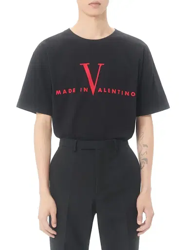 Valentino Garavani Men's Cotton T-Shirt with Print - Black Red - Size Medium | Thumbnail 2 Valentino Garavani Men's Cotton T-Shirt with Print - Black Red - Size Medium | Thumbnail 2