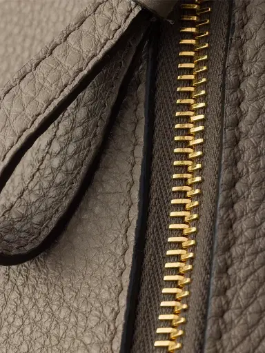 Prada Women's Medium Leather Shoulder Bag | Thumbnail 5 Prada Women's Medium Leather Shoulder Bag | Thumbnail 5