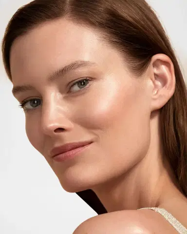 CHANTECAILLE Sheer Glow Gold Face Tint, 1 oz. | Thumbnail 3 CHANTECAILLE Sheer Glow Gold Face Tint, 1 oz. | Thumbnail 3