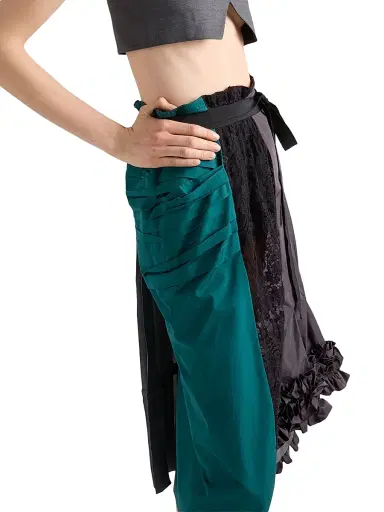 Prada Women's Technical Taffeta Patchwork Skirt - Grey | Thumbnail 4 Prada Women's Technical Taffeta Patchwork Skirt - Grey | Thumbnail 4