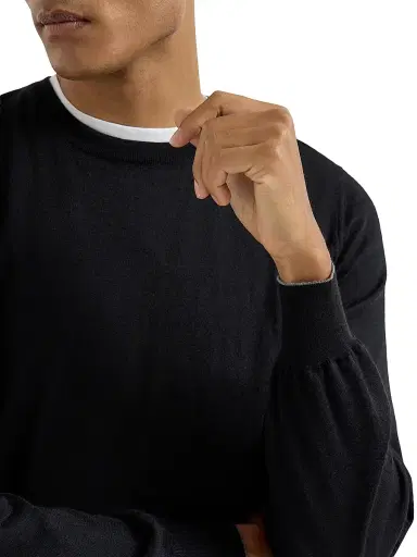 Brunello Cucinelli Men's Cashmere and Silk Lightweight Sweater - Black - Size 34 | Thumbnail 4 Brunello Cucinelli Men's Cashmere and Silk Lightweight Sweater - Black - Size 34 | Thumbnail 4