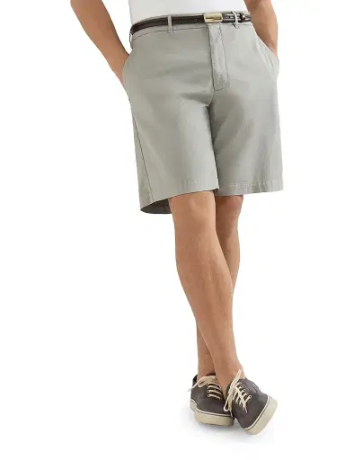 Brunello Cucinelli Men's Bermuda Shorts in American Pima Cotton Comfort Gabardine | Thumbnail 3 Brunello Cucinelli Men's Bermuda Shorts in American Pima Cotton Comfort Gabardine | Thumbnail 3