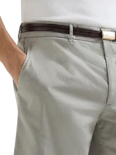 Brunello Cucinelli Men's Bermuda Shorts in American Pima Cotton Comfort Gabardine | Thumbnail 5 Brunello Cucinelli Men's Bermuda Shorts in American Pima Cotton Comfort Gabardine | Thumbnail 5
