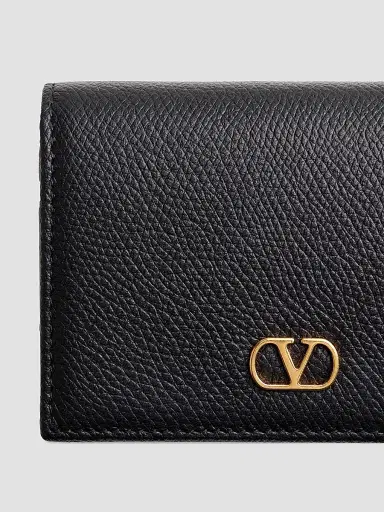 Valentino Garavani Women's VLogo Signature Grainy Calfskin Wallet - Black | Thumbnail 5 Valentino Garavani Women's VLogo Signature Grainy Calfskin Wallet - Black | Thumbnail 5