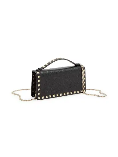 Valentino Garavani Women's Rockstud Wallet with Chain in Grainy Calfskin - Black | Thumbnail 4 Valentino Garavani Women's Rockstud Wallet with Chain in Grainy Calfskin - Black | Thumbnail 4