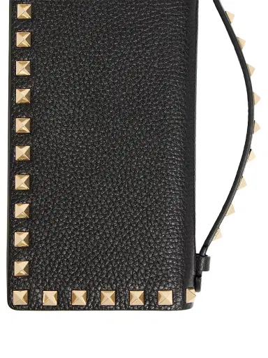 Valentino Garavani Women's Rockstud Wallet with Chain in Grainy Calfskin - Black | Thumbnail 8 Valentino Garavani Women's Rockstud Wallet with Chain in Grainy Calfskin - Black | Thumbnail 8