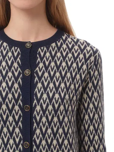 Valentino Garavani Women's Wool Cardigan with Toute La V Jacquard Pattern - Cream Navy | Thumbnail 6 Valentino Garavani Women's Wool Cardigan with Toute La V Jacquard Pattern - Cream Navy | Thumbnail 6