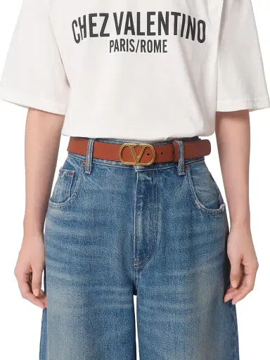 Valentino Garavani Women's VLogo Signature Belt in Shiny Calfskin 30MM | Thumbnail 2 Valentino Garavani Women's VLogo Signature Belt in Shiny Calfskin 30MM | Thumbnail 2