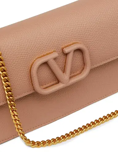 Valentino Garavani Women's VLogo Signature Grainy Calfskin Wallet with Chain | Thumbnail 7 Valentino Garavani Women's VLogo Signature Grainy Calfskin Wallet with Chain | Thumbnail 7