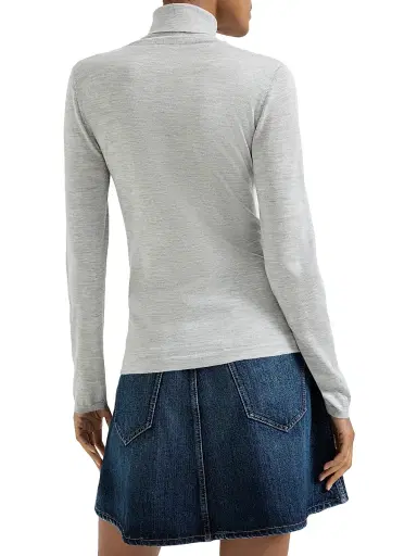Brunello Cucinelli Women's Cashmere and Silk Lightweight Turtleneck Sweater | Thumbnail 3 Brunello Cucinelli Women's Cashmere and Silk Lightweight Turtleneck Sweater | Thumbnail 3