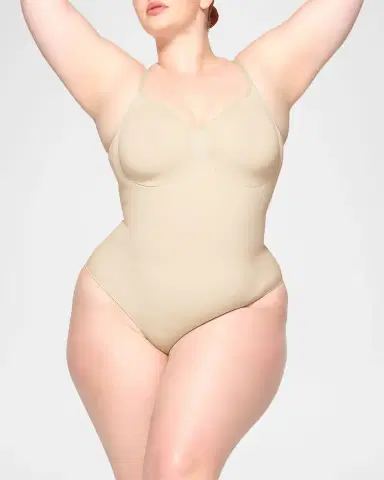 SKIMS Seamless Sculpt Brief Bodysuit | Thumbnail 2 SKIMS Seamless Sculpt Brief Bodysuit | Thumbnail 2
