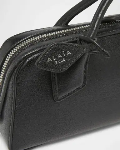 ALAÏA Le Teckel Top-Handle Bag in Grained Leather | Thumbnail 5 ALAÏA Le Teckel Top-Handle Bag in Grained Leather | Thumbnail 5