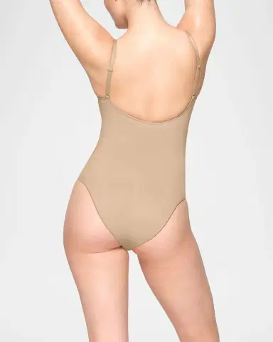 SKIMS Seamless Sculpt Brief Bodysuit | Thumbnail 3 SKIMS Seamless Sculpt Brief Bodysuit | Thumbnail 3