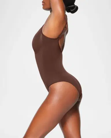 SKIMS Seamless Sculpt Brief Bodysuit | Thumbnail 4 SKIMS Seamless Sculpt Brief Bodysuit | Thumbnail 4
