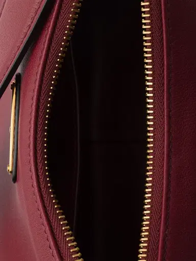 Prada Women's Aimee Medium Leather Shoulder Bag - Red | Thumbnail 6 Prada Women's Aimee Medium Leather Shoulder Bag - Red | Thumbnail 6